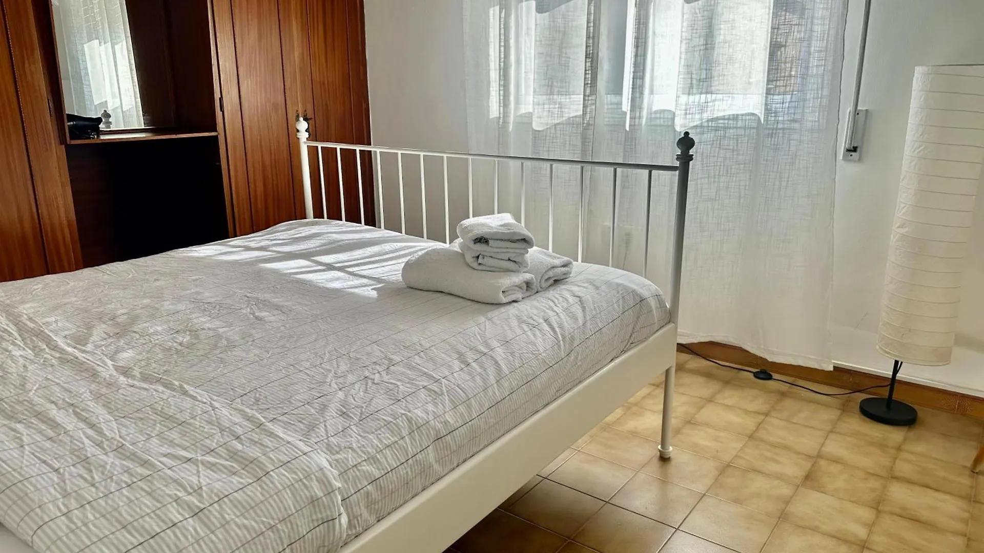 Tsimintia Apt 25 Larnaca Cyprus